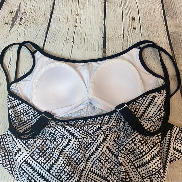 Splashletics Tankini Swim Top - Picture 5 of 8